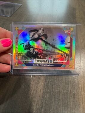 Topps Disneyland 70 Dumbo Flying Elephants #33 Hidden Mickey Card